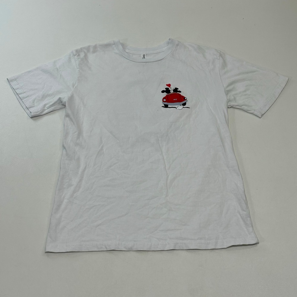 Disney Outlash Wear Women's Short Sleeve Graphic Shirt, White, Size M